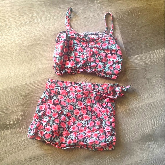 Old Navy FLORAL Skort & Tank Set - Picture 1 of 4